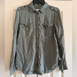 American Eagle Olive Green Button-Front Shirt